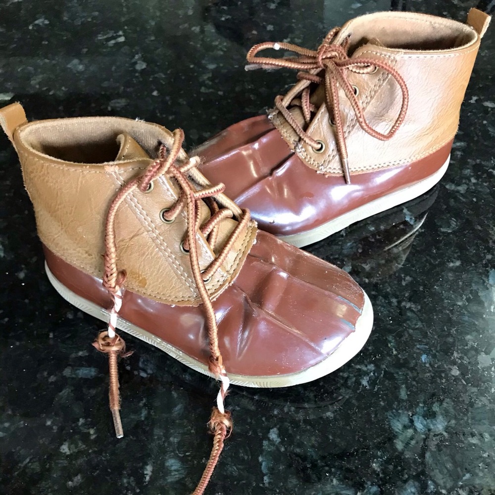 Duck boots
